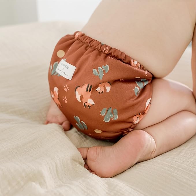 Esembly Cloth Diaper Bundle Set - 3 Organic Cotton Absorbent Inners and 1 Waterproof Outer Diaper Cover - Reusable, Washable, Snap Closure Cloth Diapers - Size 1 (7-17lbs), Foxes