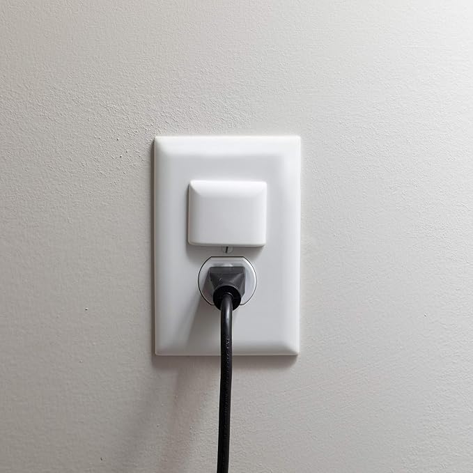 Qdos Safety StayPut Single Outlet Plug Cover | White | Secure Fit and Beveled Edges Prevent Small Fingers from Removing Unlike Inferior Products| Fits All Outlets | 24 Pack