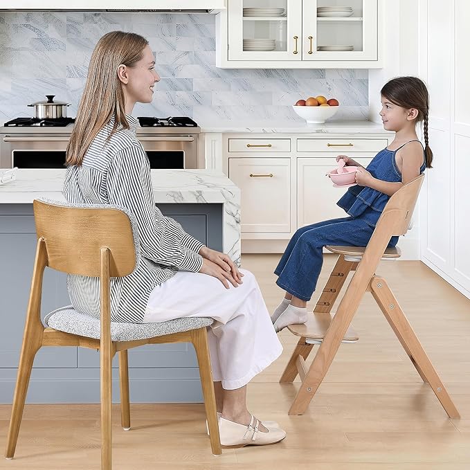 Delta Children Crave 4-in-1 Convertible High Chair – Folds Flat, FSC Certified Beech Wood Frame, Grows from Baby to Adult, Magnetic Buckle & Dishwasher-Safe Tray – Natural