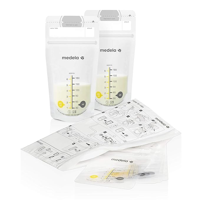 Medela Breast Milk Storage Solution Set, Breastfeeding Supplies & Containers, Breastmilk Organizer, Made Without BPA