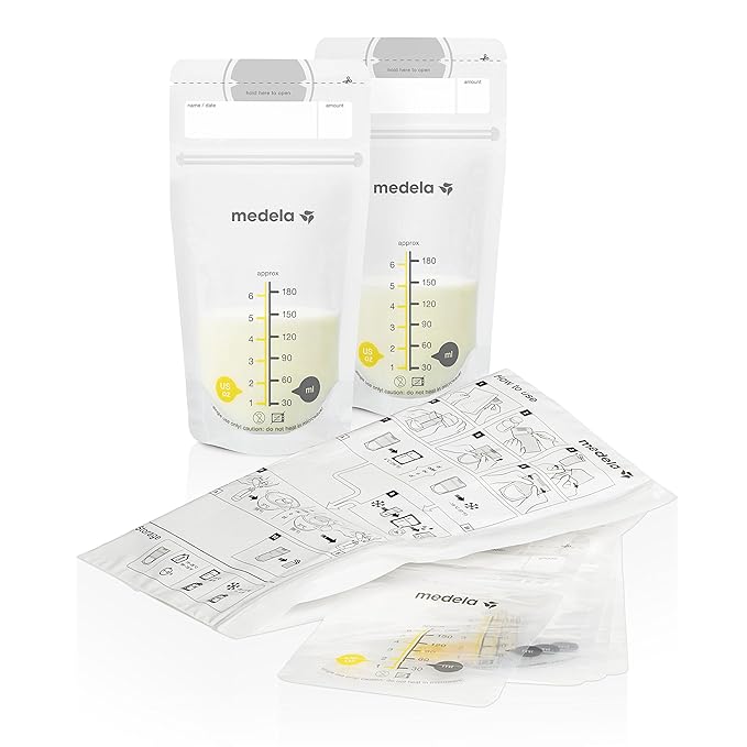 Medela Breast Milk Storage Solution Set, Breastfeeding Supplies & Containers, Breastmilk Organizer, Made Without BPA